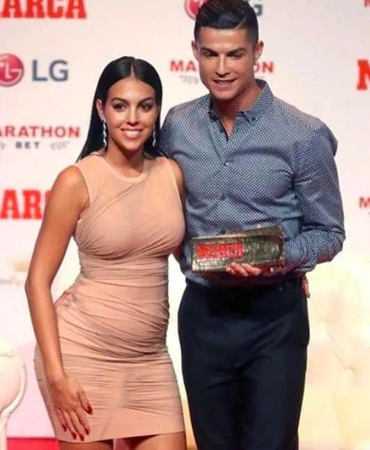 镜报披露C罗涉嫌性侵细节，索赔5650万的女子是谁？有啥来历？