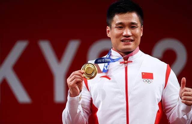 官宣！中国举重传奇遭禁赛，涉嫌服用兴奋剂，曾夺奥运3连冠