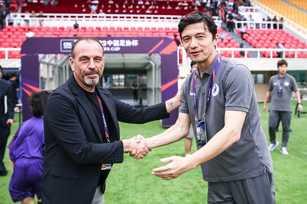 49岁萨尔科有望接棒青岛海牛，时隔一年重返中超赛场引关注