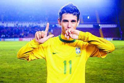 巴西11号是谁?巴西历届国家队11号球员是谁？