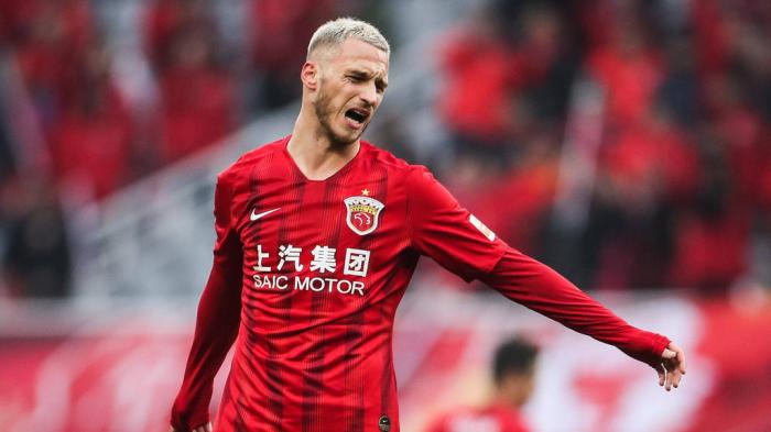 罗体: 阿瑙想离开中超, 认为海港会免费放自己离队