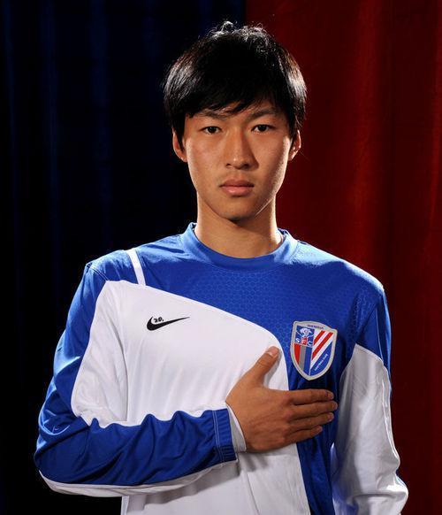 因20岁时曾在申花注册 吴曦此次加盟申花不占转会名额