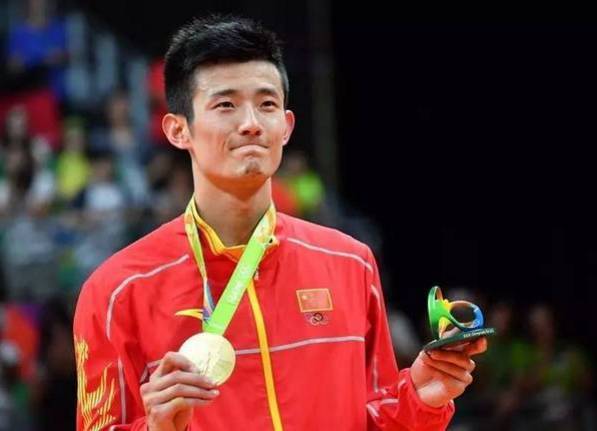 奥运羽毛球参赛名单公布！中国名将成卫冕独苗，游泳队名单无孙杨