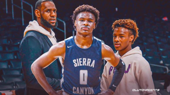 半月板撕裂！16岁布朗尼或因伤赛季报销，名记：术后有望完全康复