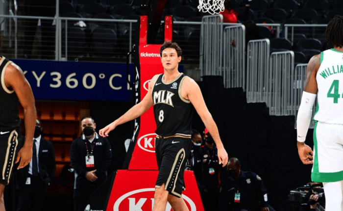 14战9败断崖式下滑！NBA最令人失望球队诞生，总裁后悔没换哈登