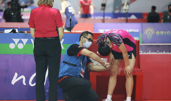 争议！印尼大师赛爆发食品问题，世界冠军肠炎，多人呕吐退赛