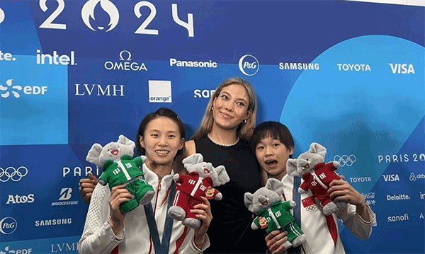 全红婵陈芋汐巴黎奥运夺金，双人10米台大满贯