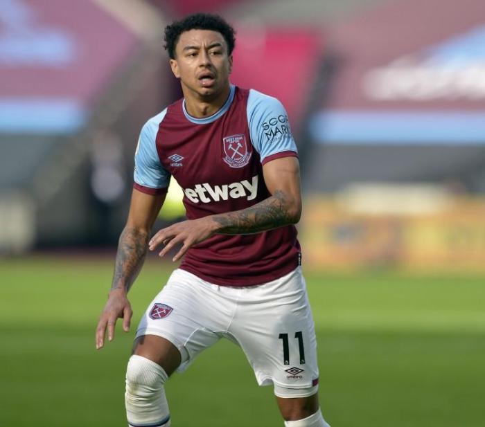 林加德、达洛特! 记者: 若曼联今夏卖人他俩或离开