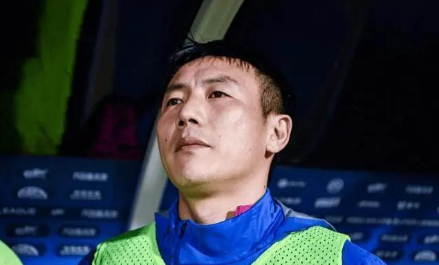 上海申花处罚疑定：罚分降级风声紧，名记透露关键内幕与 03 年冠军波折