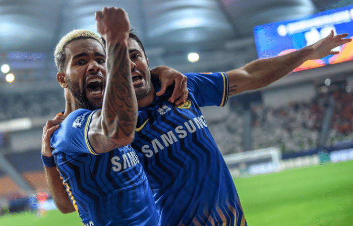 已达协议！15冠中超巨星将加盟豪门，创纪录获2.1亿两年高薪合同