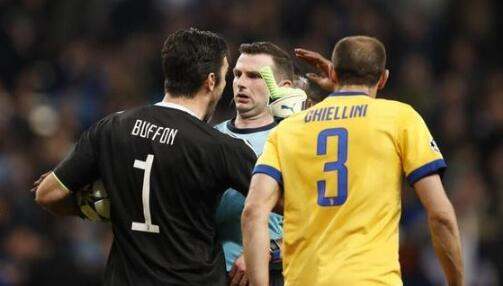 布冯被禁赛三场是什么原因？布冯为什么会被禁赛三场