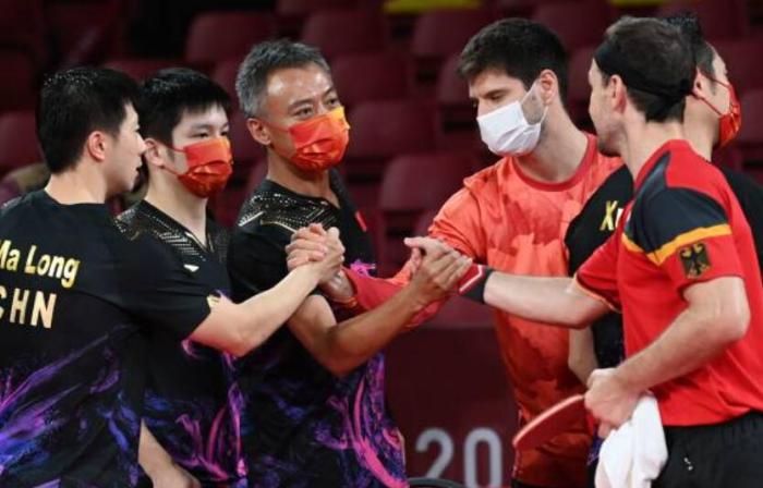 被国乒打服！奥恰洛夫深夜发文盛赞中国队，与马龙之争或就此终结