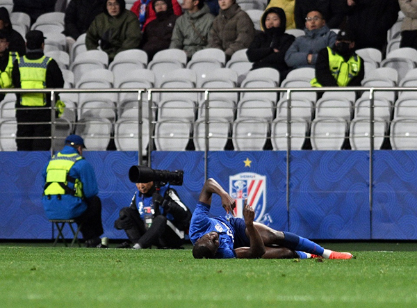 中超刚开赛2周，申花连遭重创：4员大将伤停，争冠之路蒙阴影