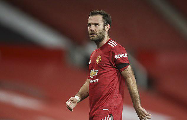 曼联暖男母亲病逝，昔日队魂送安慰！本赛季曾因照顾妈妈长期缺阵