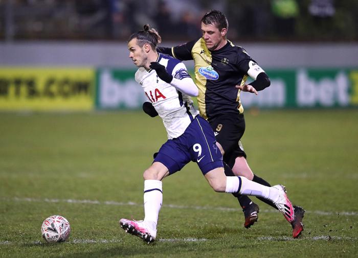 2-1！5-0！创下2大神迹！热刺再追击“鱼腩”，2巨星率队4线猛跑