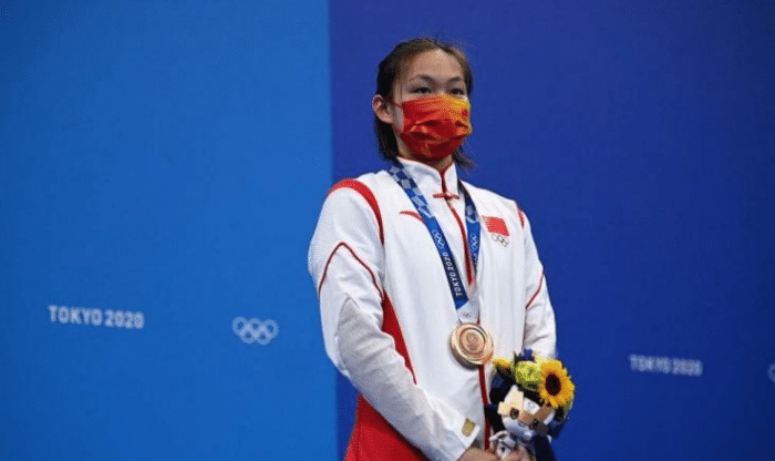 日本追平中国！单日2枚金牌太狠了，美国12枚奖牌冲第一，榜首争夺格局大乱