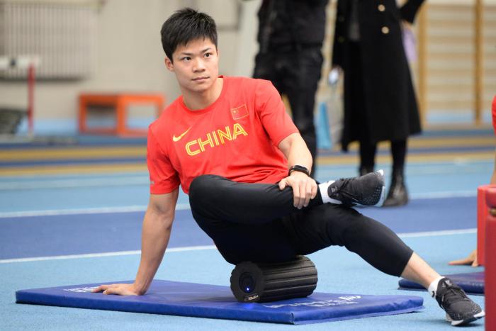 会跑到巴黎吗？苏炳添正式回应：跑不动就离开，能跑就必为国争光！