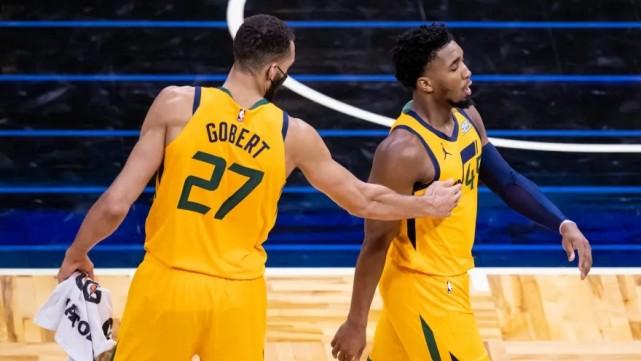 重罚7.5万美元！NBA一夜连开4张罚单，爵士双星炮轰裁判付出代价