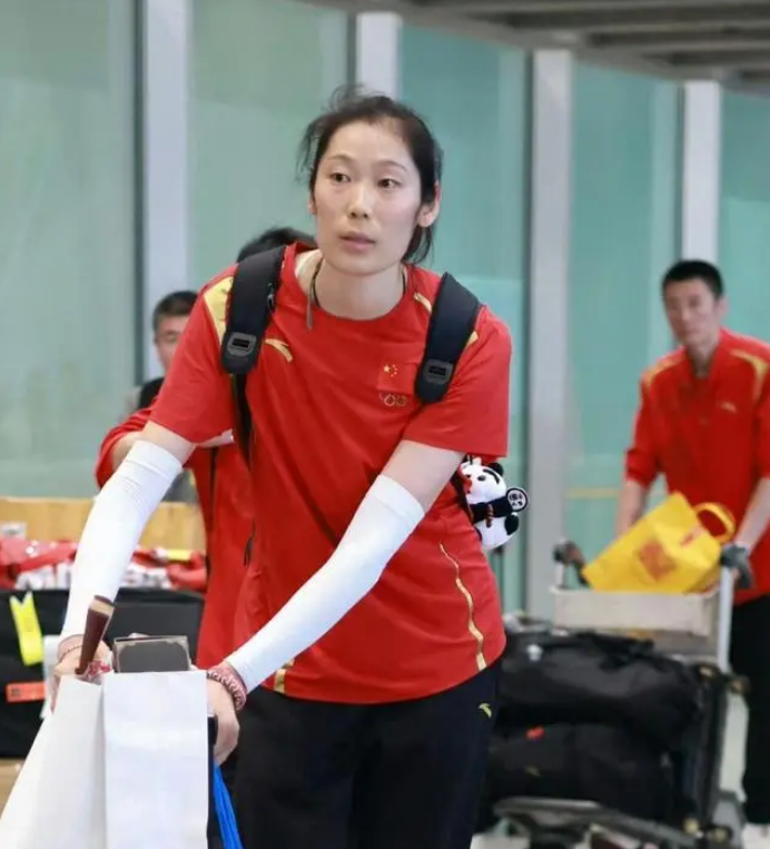 中国女排巴黎奥运落幕：球员百态与未来走向