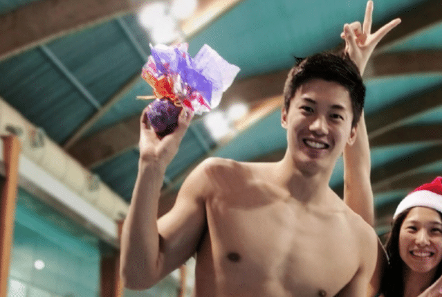 火了！汪顺高颜值收割大批迷妹，接班宁泽涛，母校上交大祝贺摘金