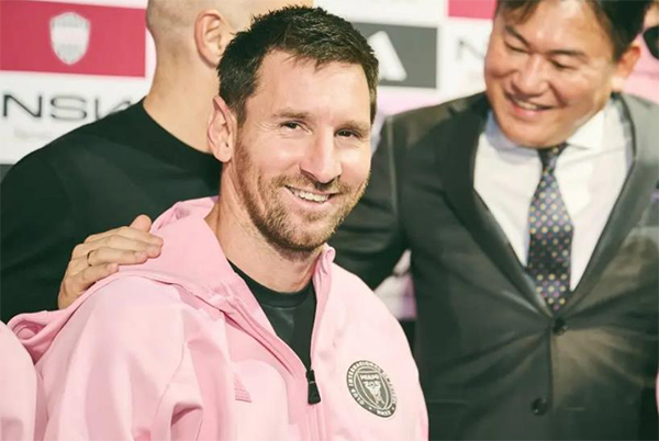 梅西事件升级，谁注意贝克汉姆反应，贝嫂发声，梅西或提前退役