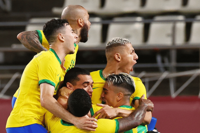 4-2到4-1！奥运冠军创2大神迹，对决西班牙，皇马猎物冲击“2金”