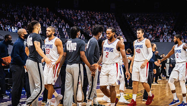 卡椒合砍53+8+8！快船拿手绝活迎3连胜，正式向湖人篮网亮剑