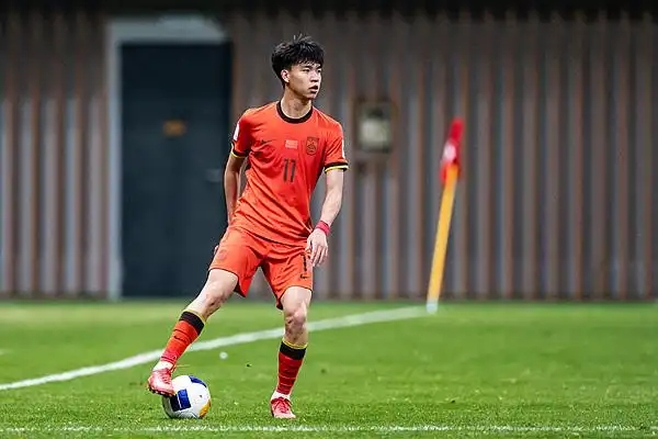 奥斯卡归化受阻！国足锋线告急25日战澳大利亚悬念升级