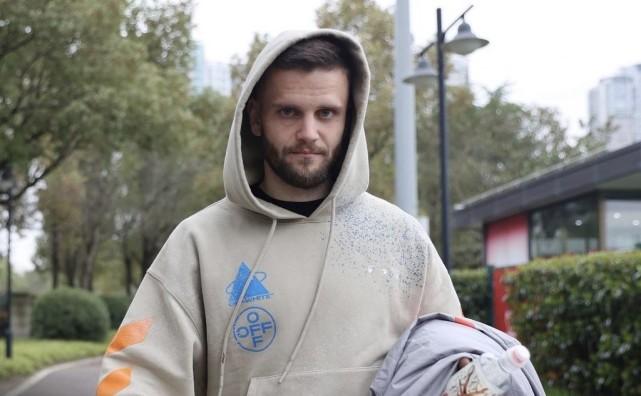 上港新援中卫赛季报销后，四大潜在替代者曝光！或从泰山河北租借外援