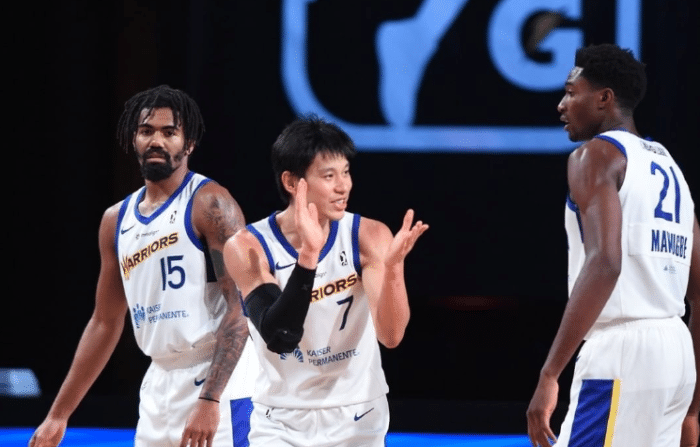 豪取9连胜！林书豪“三分心”公益活动升级，冲击发展联盟总冠军