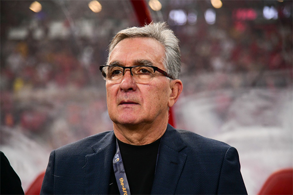 国足新名单争议不断：创新不足与用人质疑