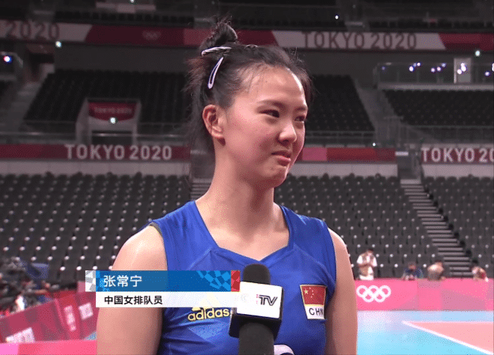 告别后仍放不下，哭着道歉的郎平指出朱婷未来，点出未来真核