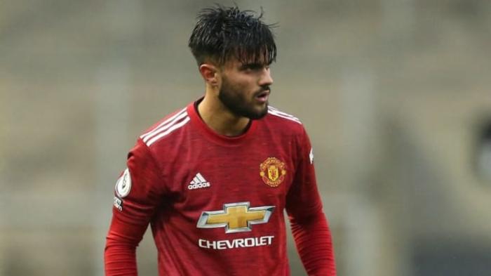 曼联今夏继续大清洗，4名小将确定遭解约！一队多人恐也无法续约