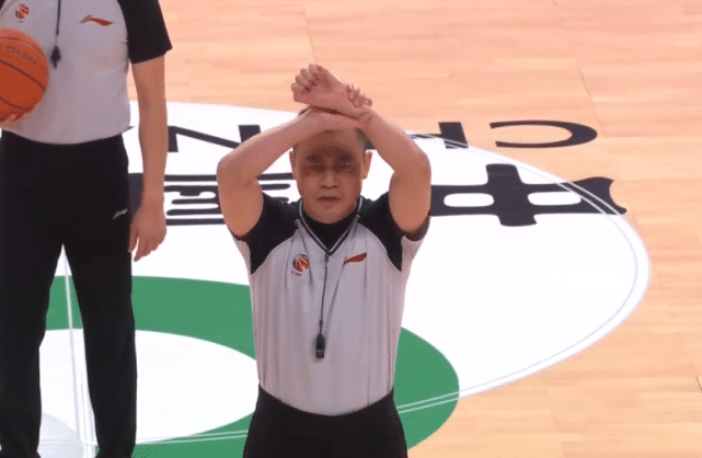 罚单出炉！首钢主帅停赛4场，翟晓川仅罚款 球迷质疑：就这？