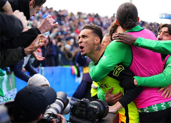 安东尼狂飙致胜！助贝蒂斯 2-3惊天逆转，豪取西甲5连胜