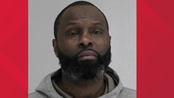 从NBA赛场到被告席！独行侠助教持枪威胁被逮捕