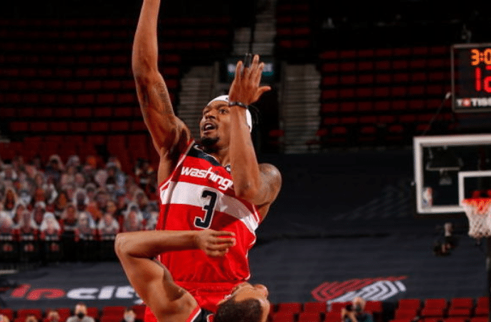 从5战4败到4连胜！NBA沉睡雄狮终复苏，爆冷连灭3大豪强冲前8