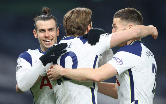 33-32！超C罗！亚洲一哥踢疯了：狂刷4大纪录，冲击11年两大历史