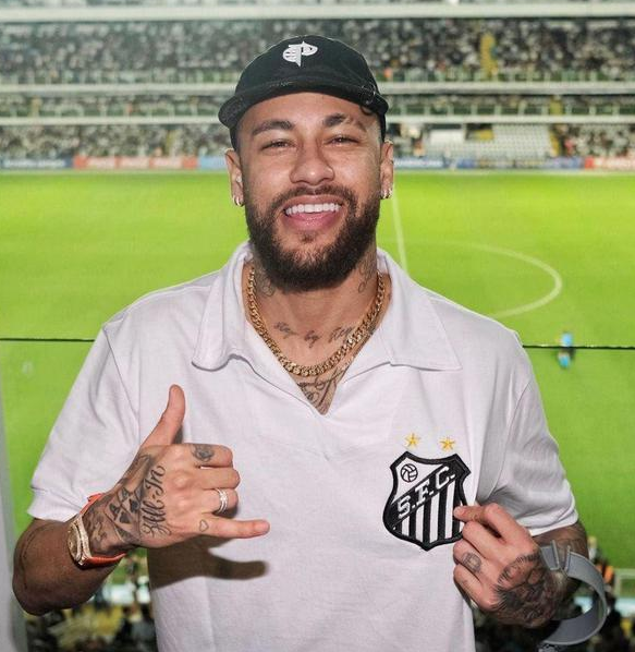 重磅！《环球报》：内马尔欲与利雅得新月解约，索6500万美元剩余薪资