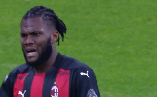 卡萨诺：凯西能在任何球队踢首发 无论拜仁还是巴萨