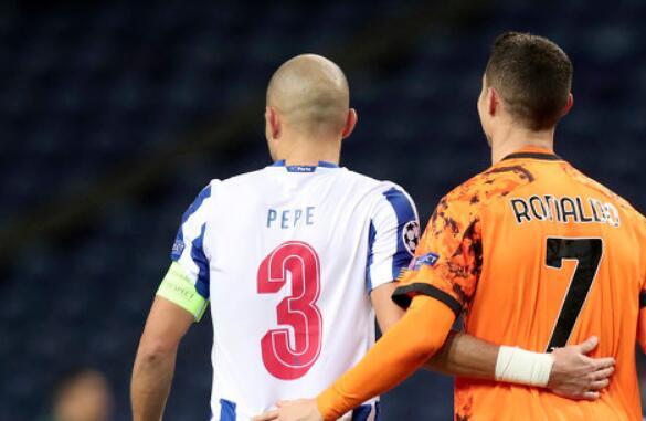 得道高僧! 费迪南德: 我会让中卫好好学佩佩的防守