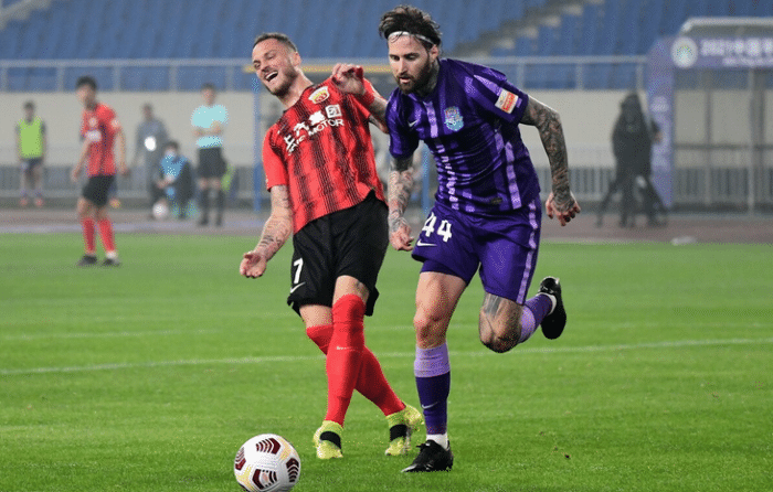 重磅！曝海港队2亿巨星正在谈解约，32岁已轰20球4助，将转投意甲