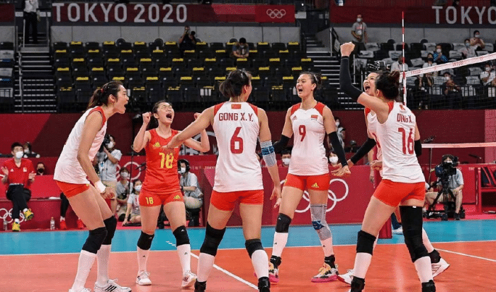 感谢美国队！中国女排晋级形势突变，有望两连胜，末轮坐收渔利