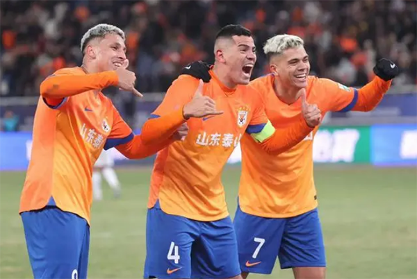 山东鲁能人员变动：史松宸与帕托的离队之路