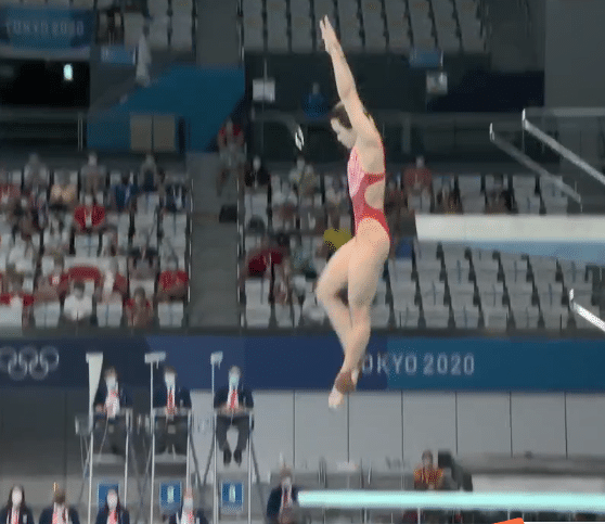 中国队第23金新跳水女皇！30岁施廷懋奥运会4金追平郭晶晶，倒立训练动作真美