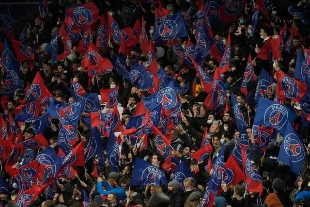 巴黎圣日耳曼或因球迷喊恐同口号受罚，法兰西蓝色电台消息