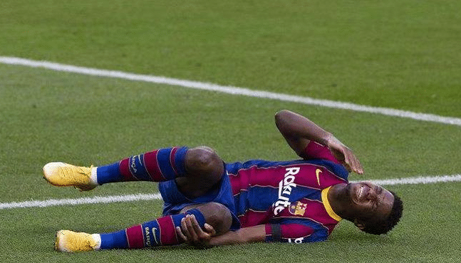 暖心！巴萨天才重伤手术后恢复不理想，C罗送祝福加油打气