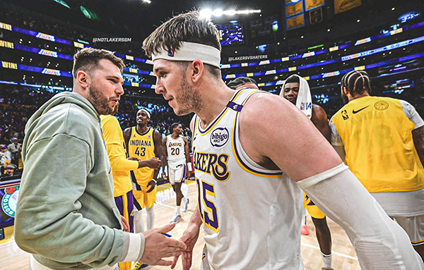 里夫斯火力全开！近四战场均30+ 名嘴赞其为联盟最佳三当家