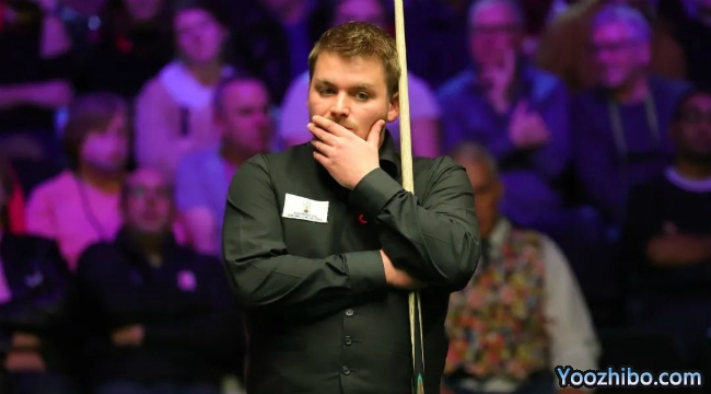 【战报】冠军联赛艾伦小怀特突围成功 7位中国球员晋级！