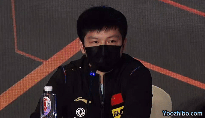 高情商！记者提问引争议，樊振东避谈卫冕，解释缺席亚洲杯原因